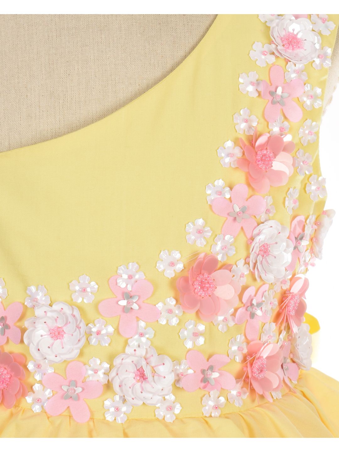 Off Shoulder Jaune Garden Dress