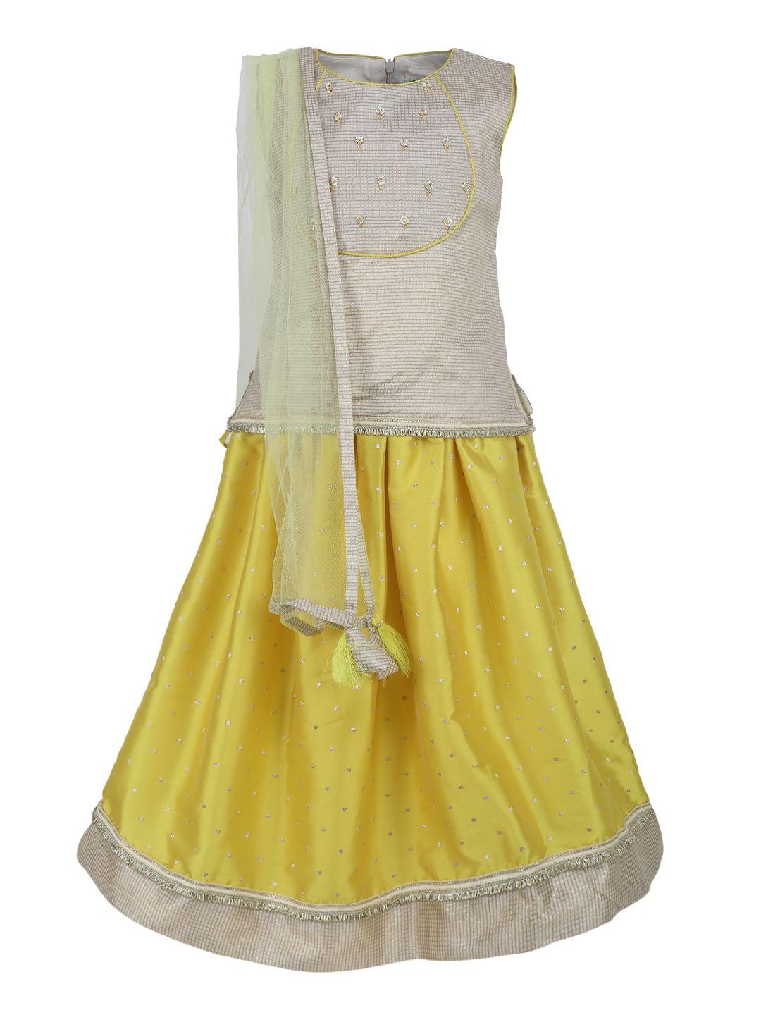 Mehtab Lehenga