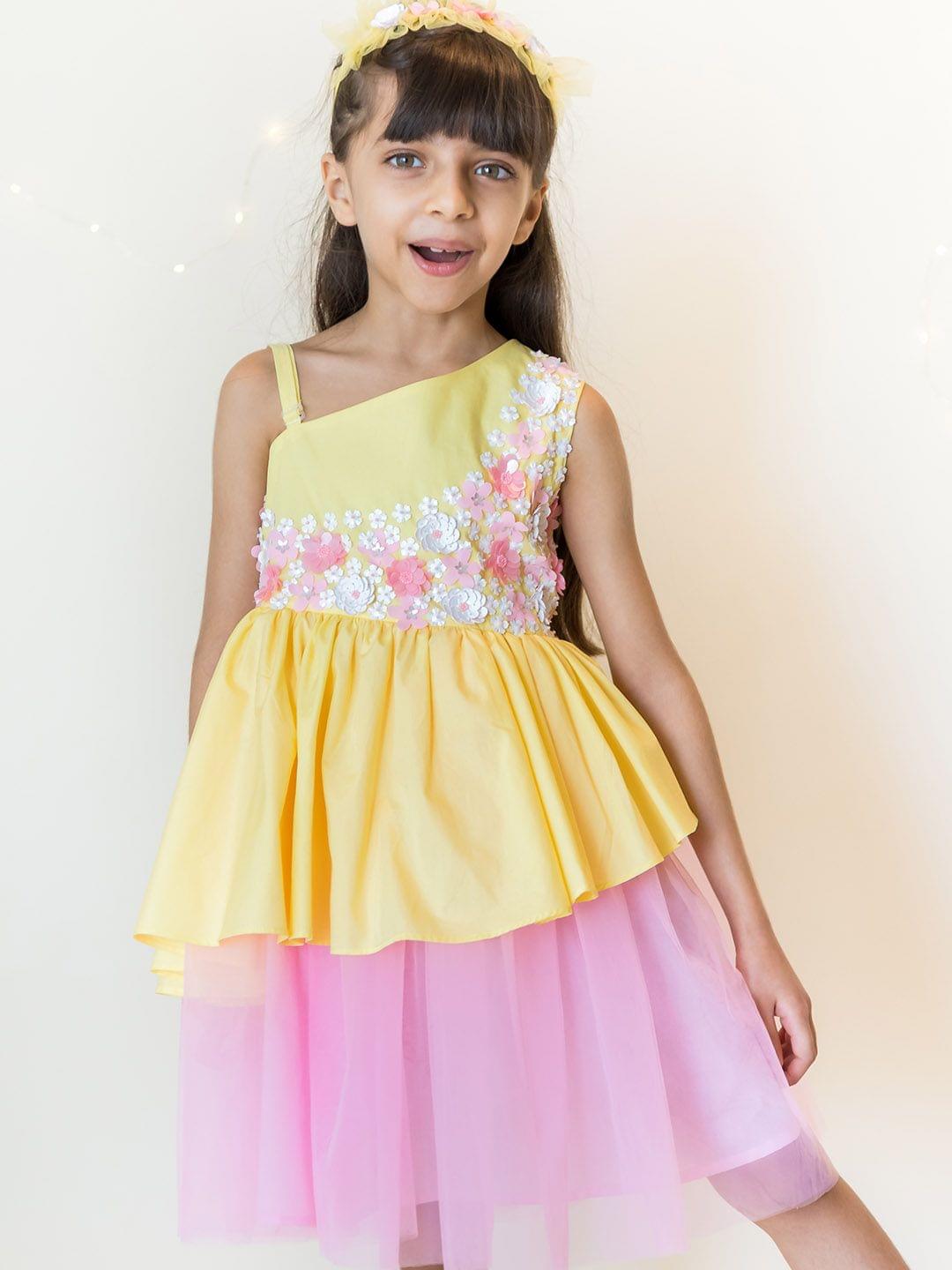 Off Shoulder Jaune Garden Dress