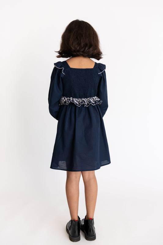 Voila smocked Dress
