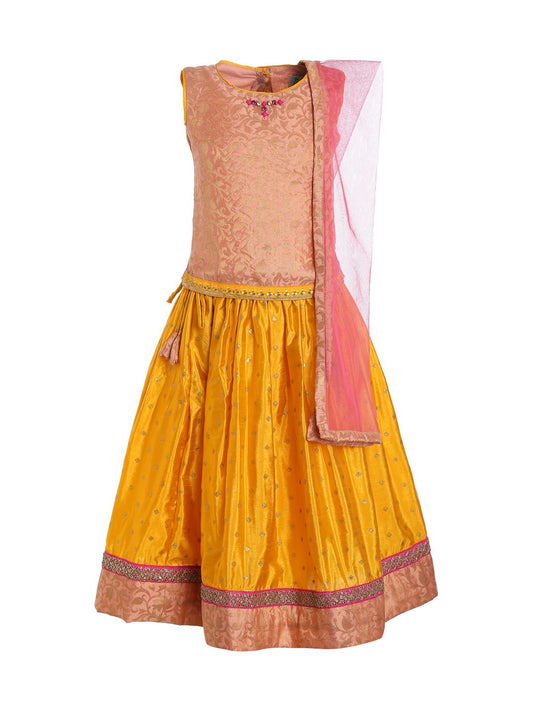 Amaltas Lehenga